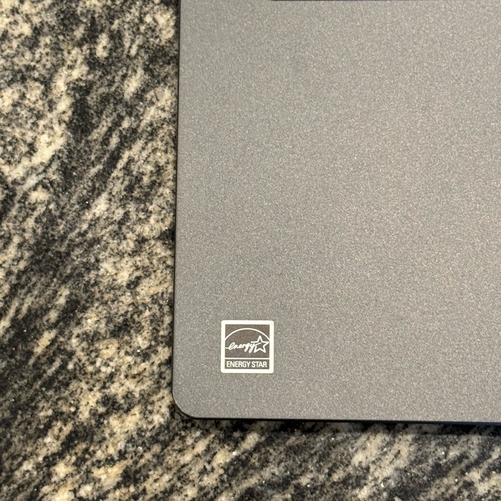 Lenovo Chromebook S330 - Picture 8 of 11